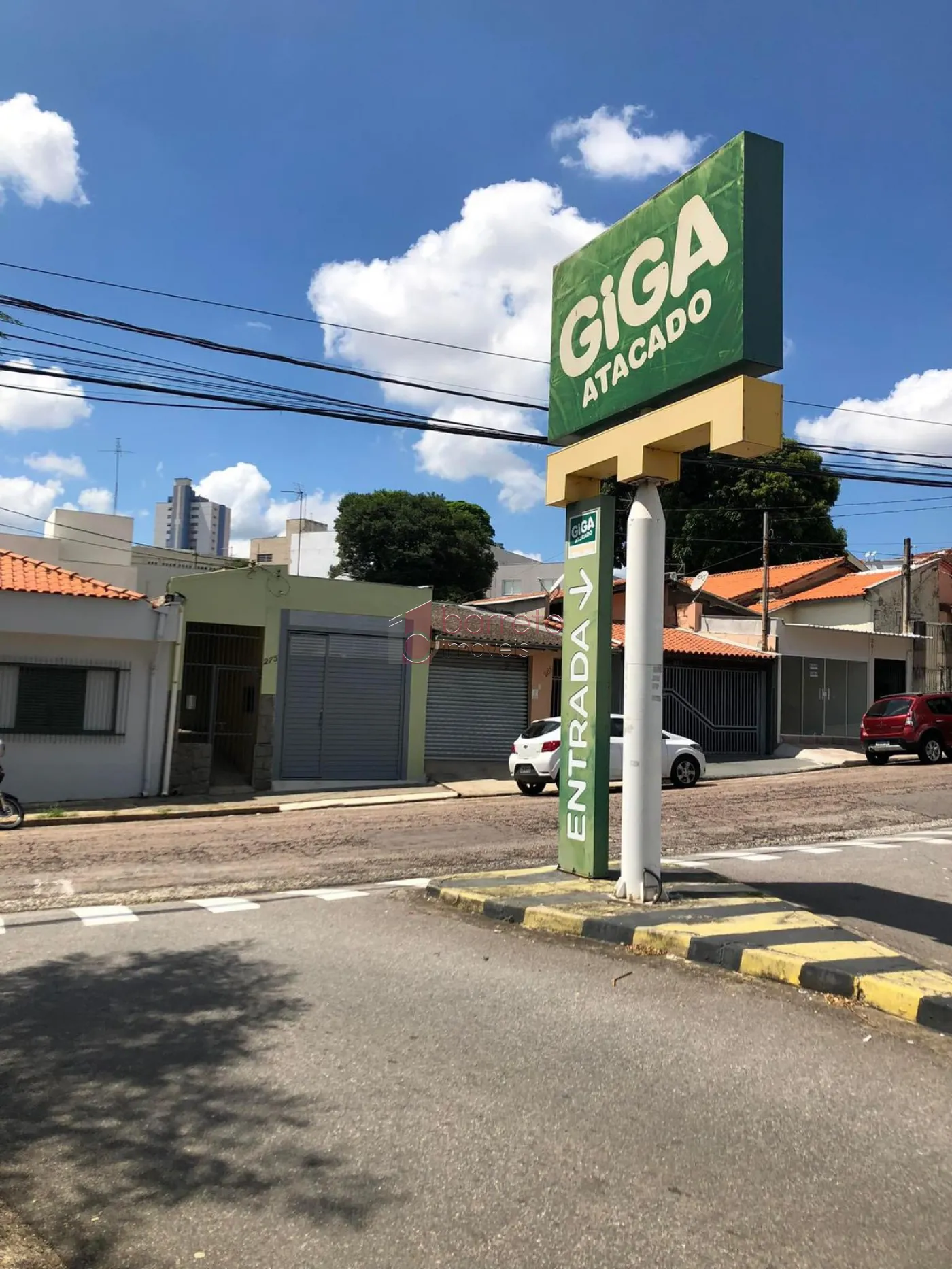 Alugar Comercial / Salão (sem cond.) em Jundiaí R$ 4.200,00 - Foto 1