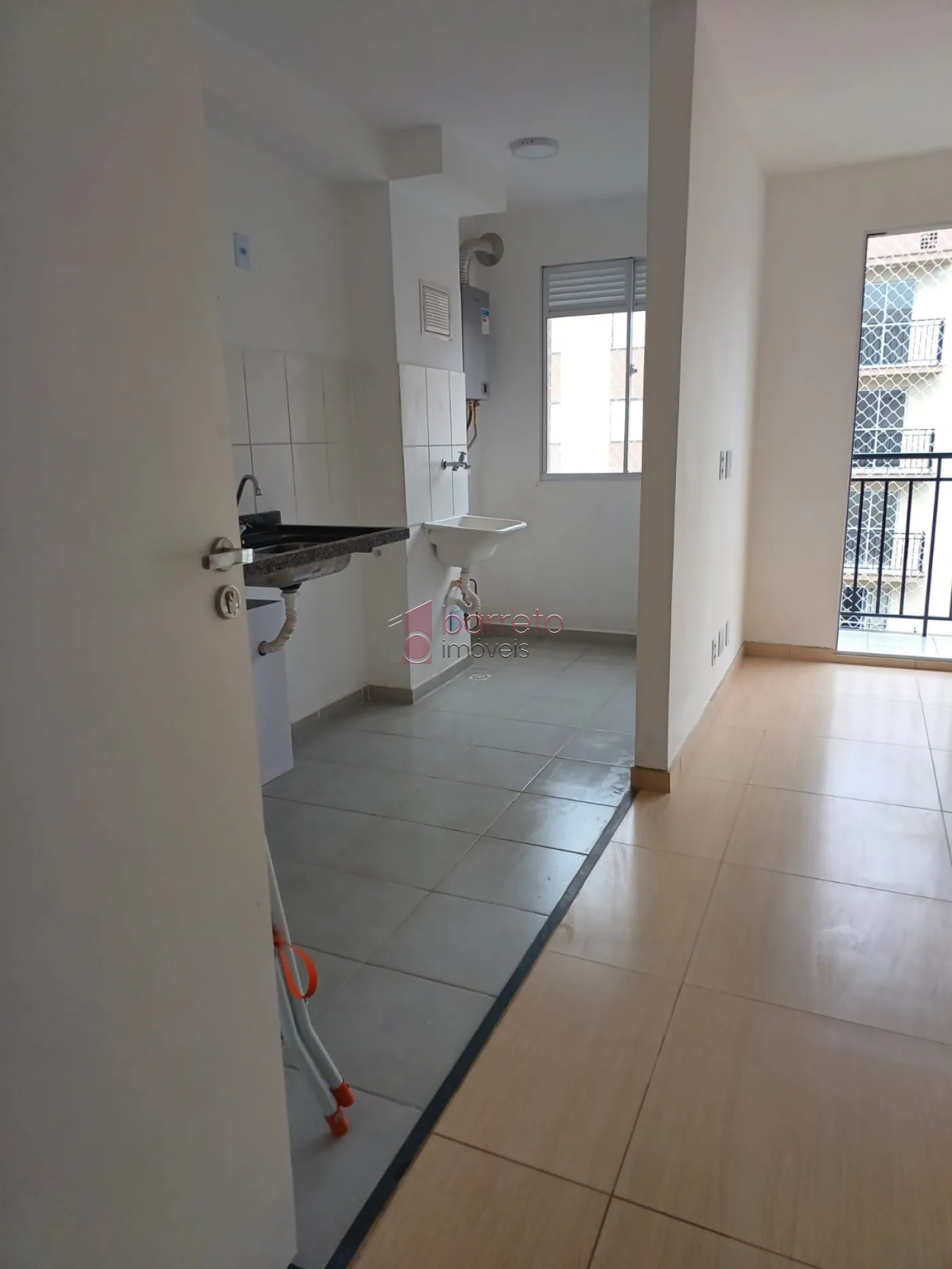 Alugar Apartamento / Padrão em Várzea Paulista R$ 1.800,00 - Foto 3