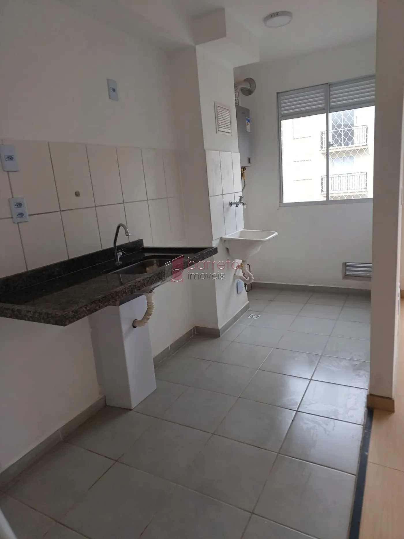 Alugar Apartamento / Padrão em Várzea Paulista R$ 1.800,00 - Foto 4