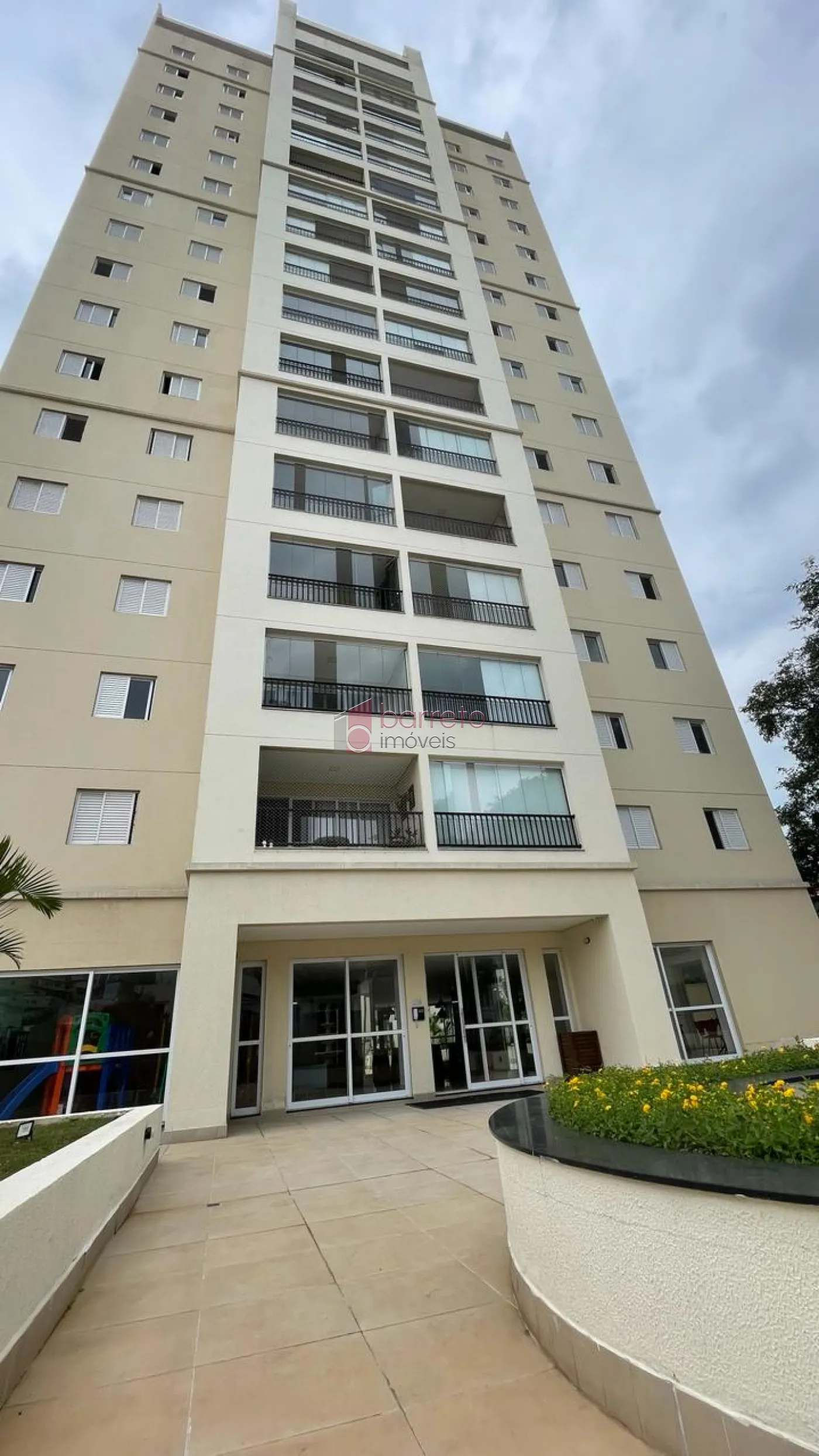 Comprar Apartamento / Alto Padrão em Jundiaí R$ 1.550.000,00 - Foto 2