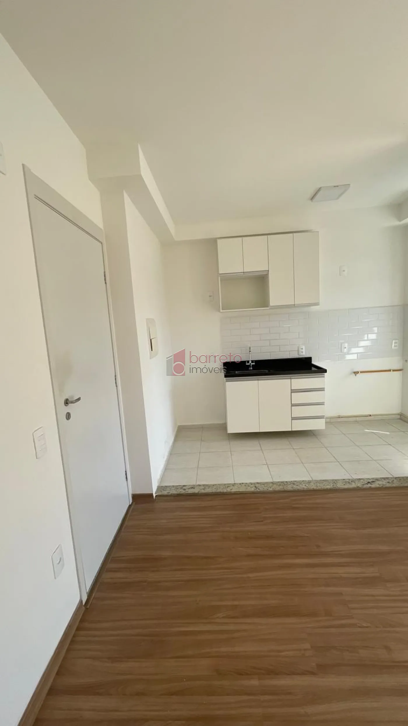 Alugar Apartamento / Padrão em Jundiaí R$ 1.800,00 - Foto 4