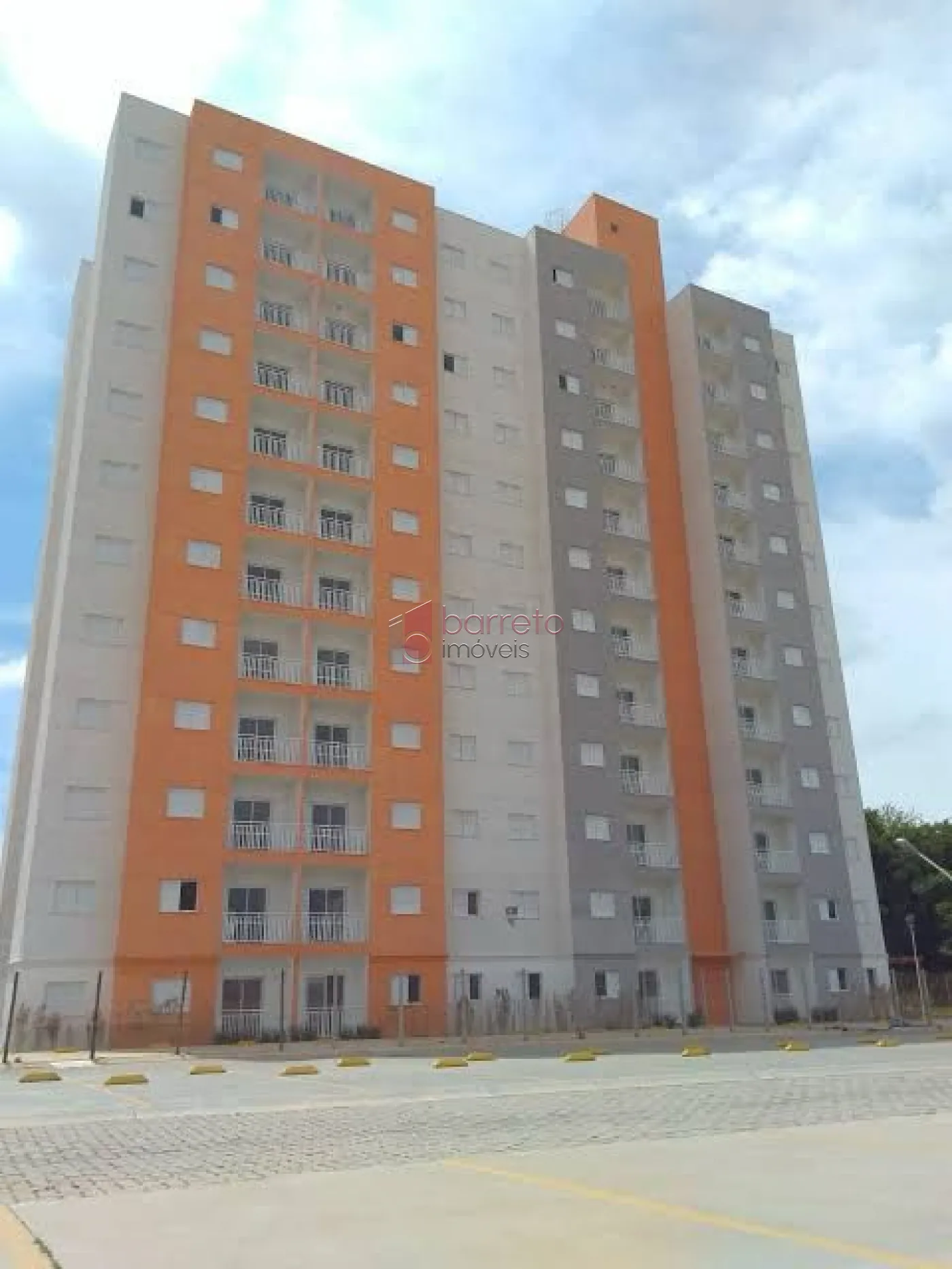 Comprar Apartamento / Padrão em Jundiaí R$ 355.000,00 - Foto 1