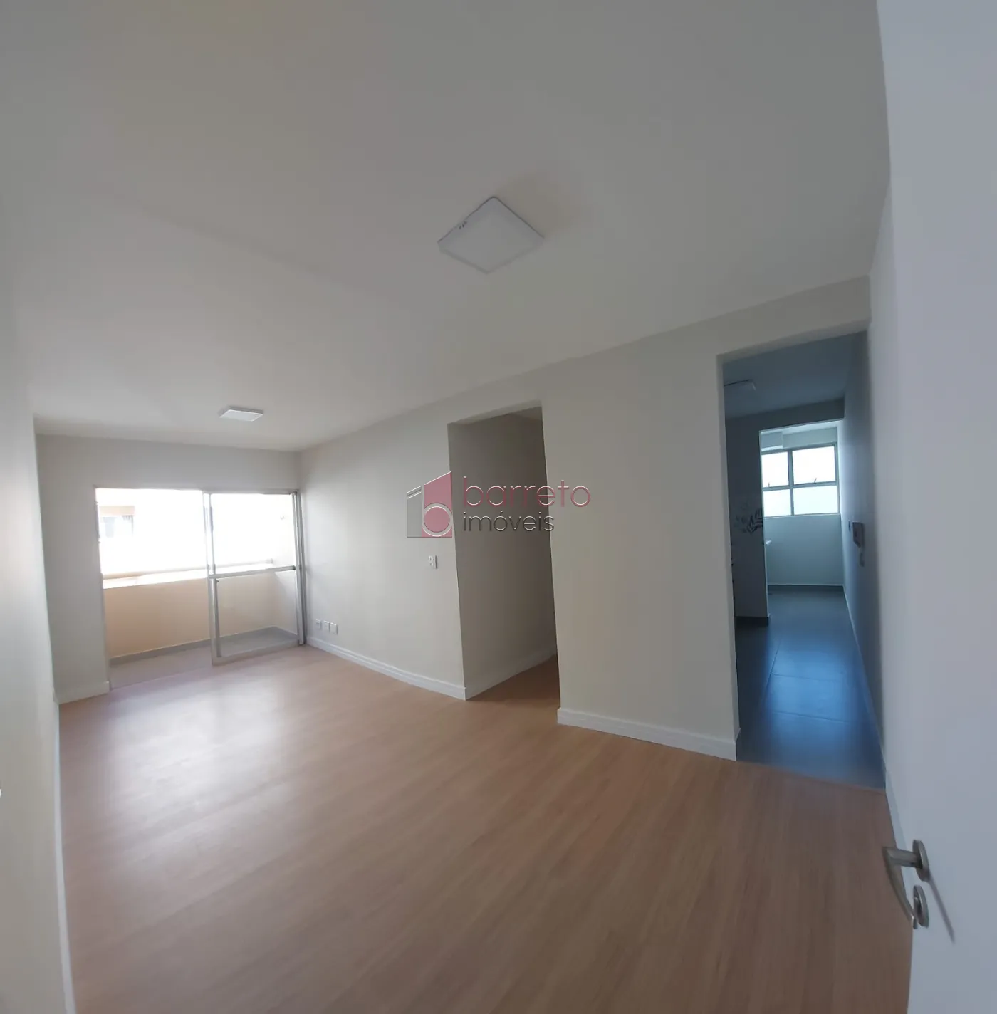 Comprar Apartamento / Padrão em Jundiaí R$ 350.000,00 - Foto 4
