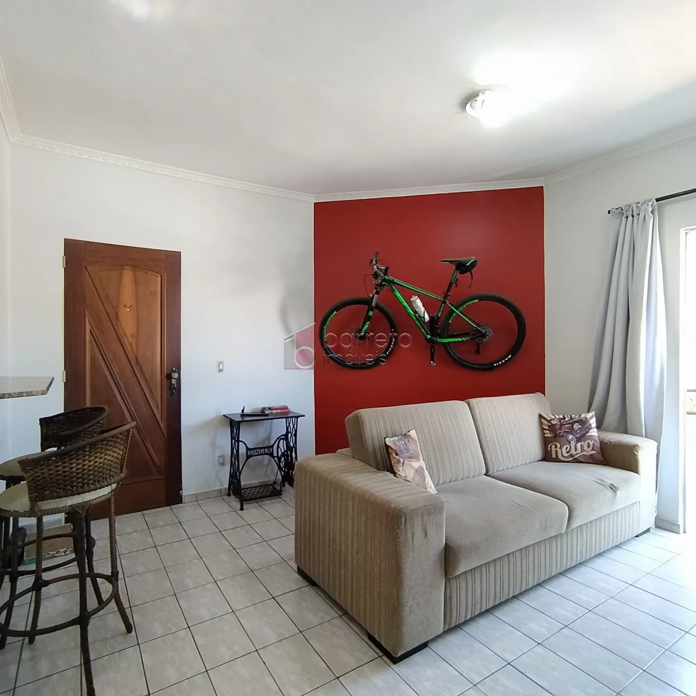 Comprar Apartamento / Padrão em Jundiaí R$ 330.000,00 - Foto 2
