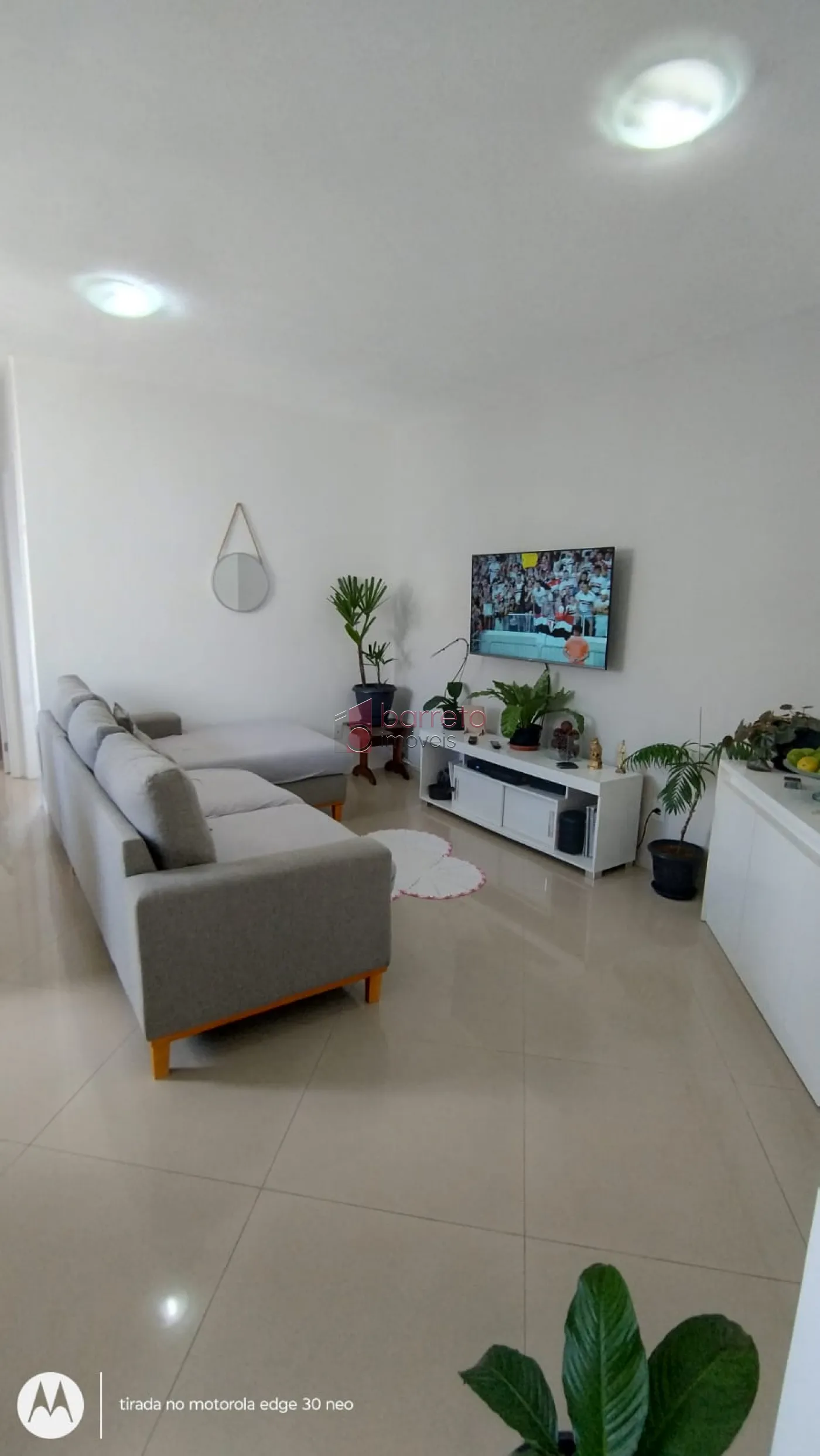 Comprar Apartamento / Padrão em Jundiaí R$ 280.000,00 - Foto 1