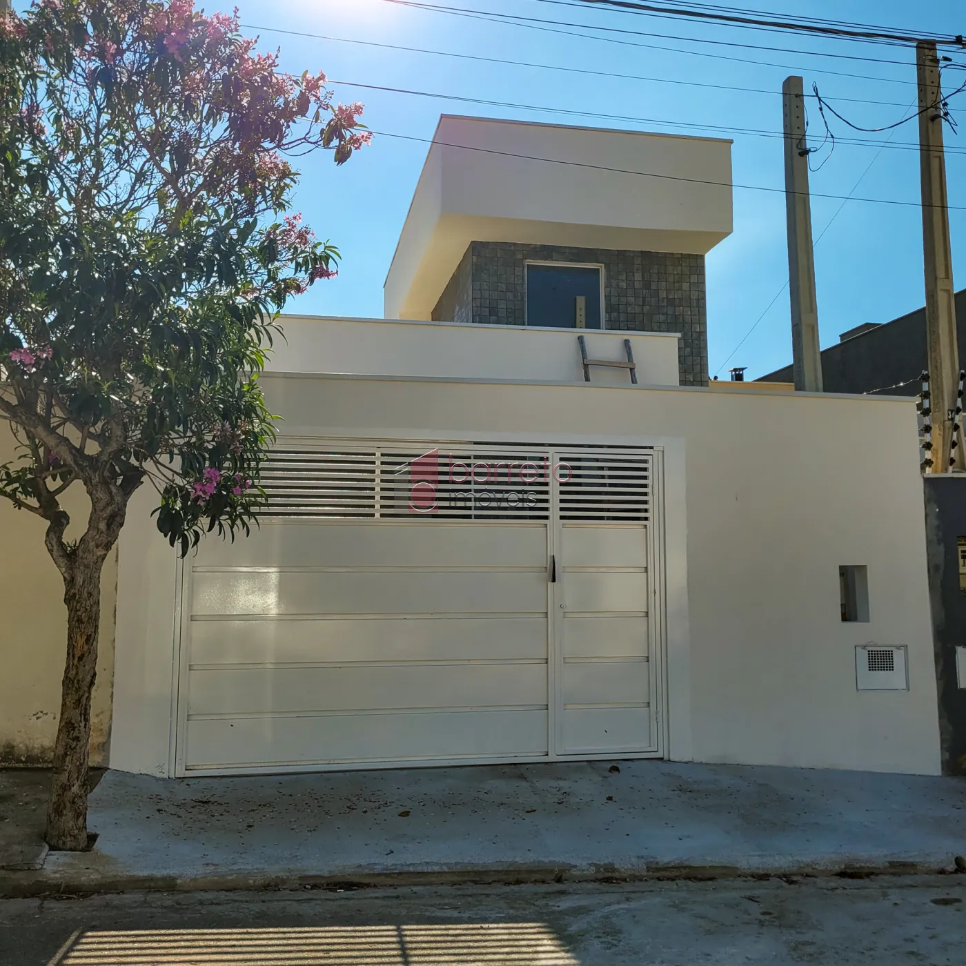 Comprar Casa / Padrão em Jundiaí R$ 590.000,00 - Foto 1
