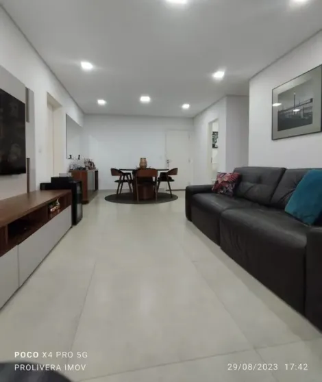 Apartamento / Padrão em Jundiaí Alugar por R$9.800,00