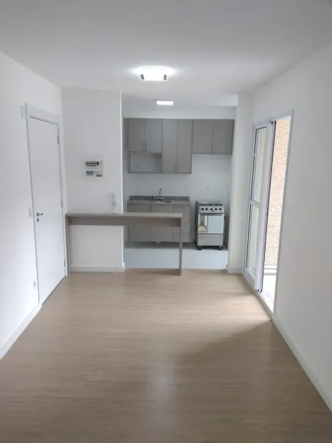 Apartamento / Padrão em Jundiaí Alugar por R$2.200,00