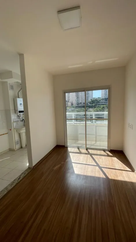 Apartamento / Padrão em Jundiaí Alugar por R$1.800,00